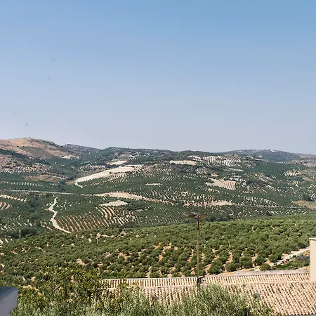 Zuhayra Otel 2*