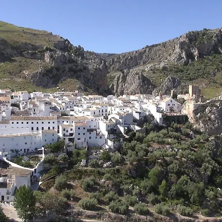 Otel Zuhayra Zuheros