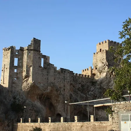 Otel Zuhayra 2*